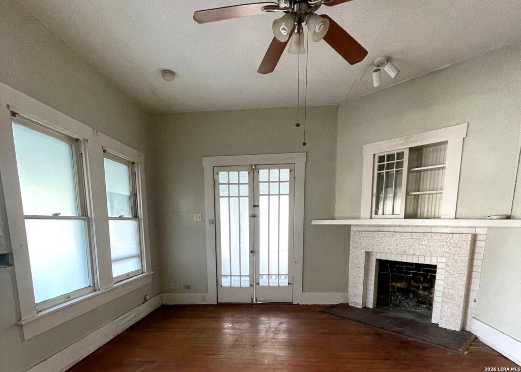 Photo of 210 FLORIDA ST, San Antonio, TX 78210 (MLS # 1973383)