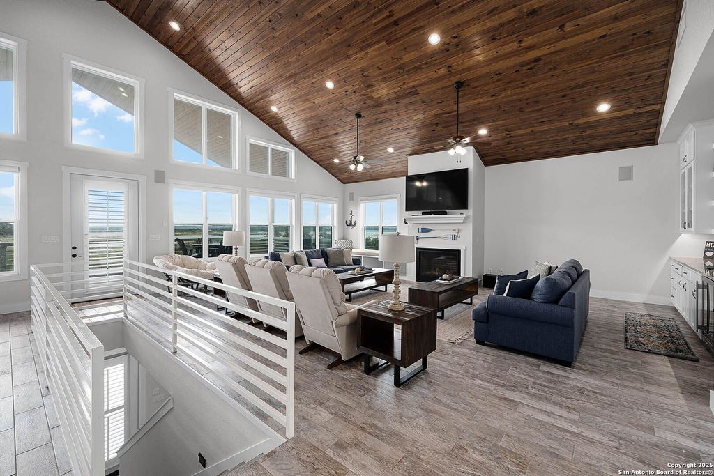 Photo of 1447 Tamarack, Canyon Lake, TX 78133 (MLS # 1869813)