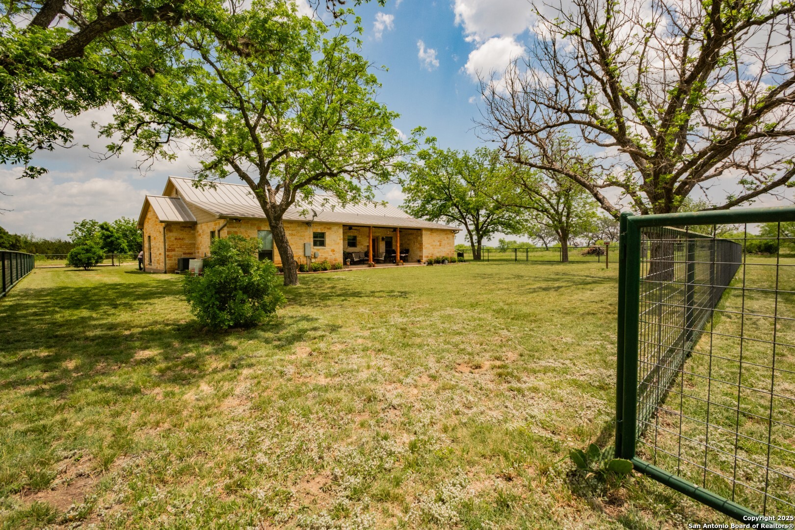 2657 West Sabinal Road