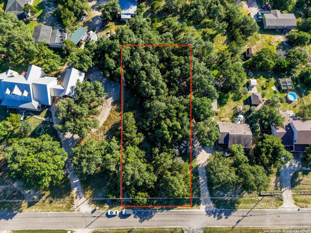 Photo of 1236 Carson Crk, Canyon Lake, TX 78133 (MLS # 1887421)