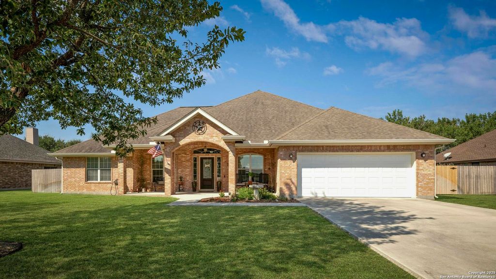 Photo of 4844 Prairie Smt, Seguin, TX 78155 (MLS # 1916055)