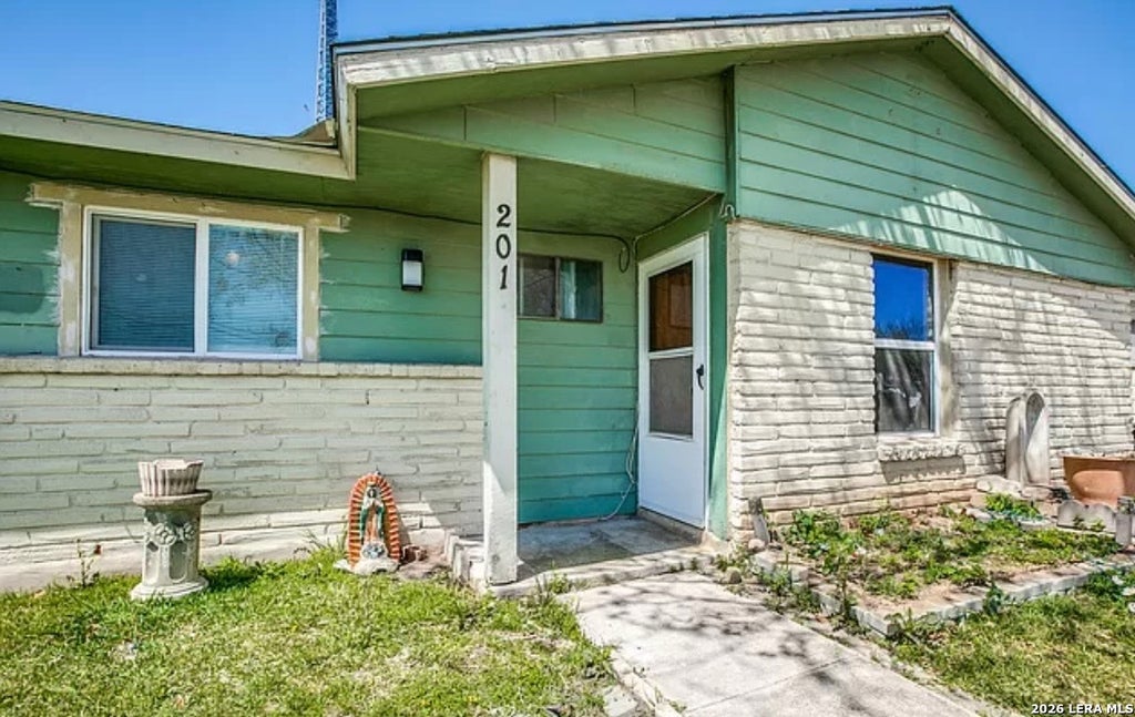 Photo of 201 BRENDA DR, Converse, TX 78109 (MLS # 1993358)