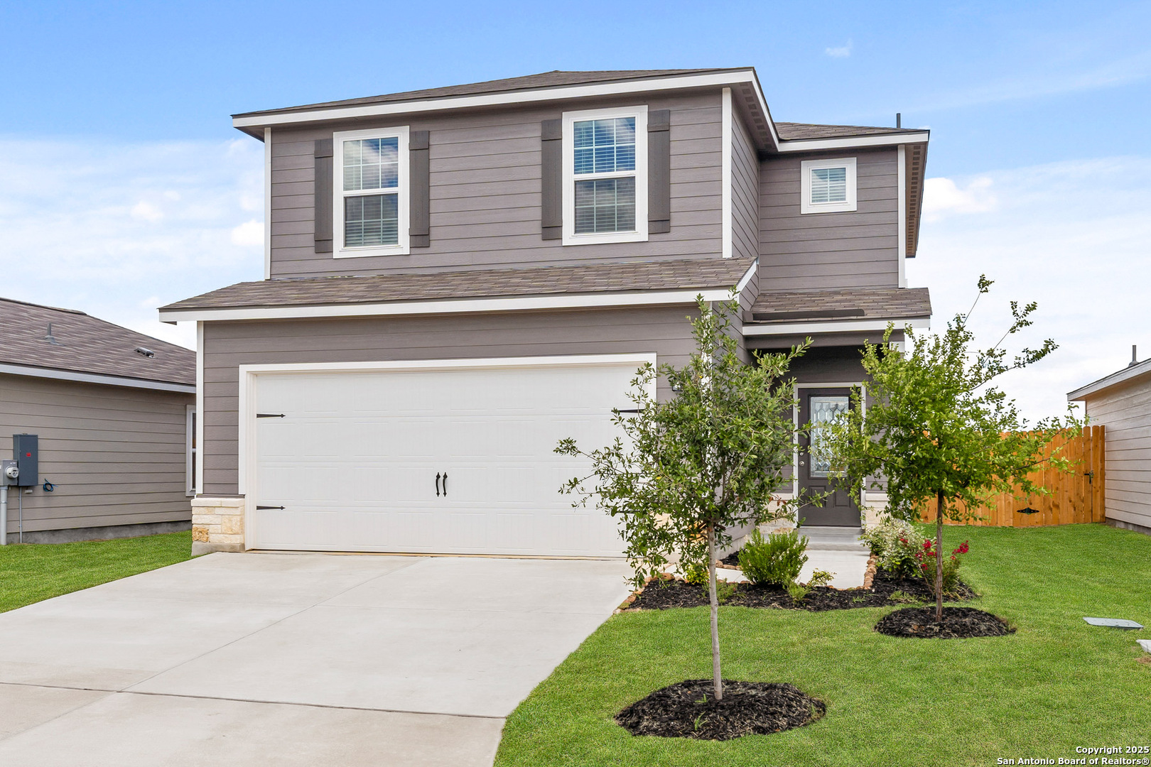 11526 Woodpecker Drive