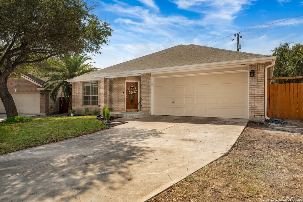 Photo of 4907 Wood Glen, San Antonio, TX 78244 (MLS # 1918348)