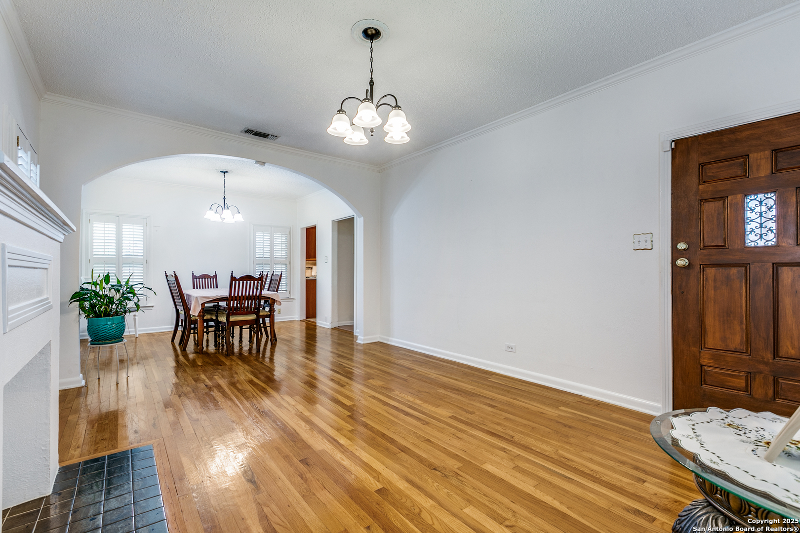 457 N Park Blvd