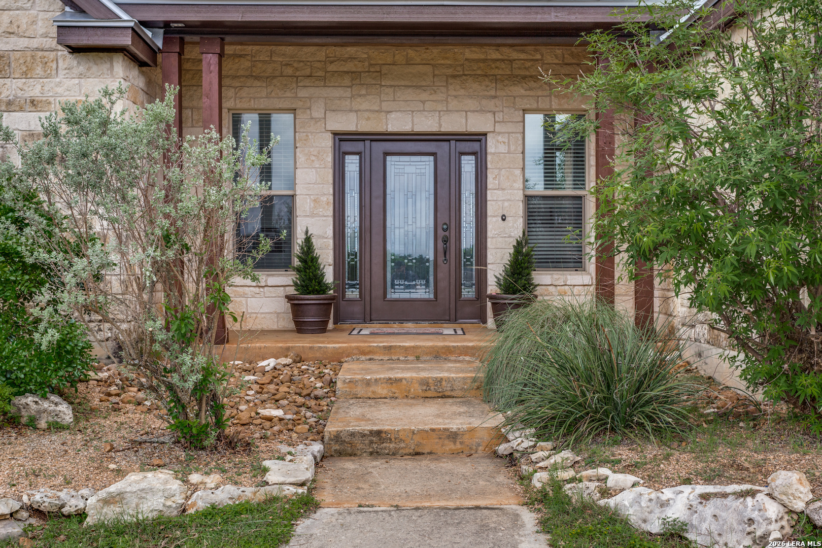 106 RIVER MOUNTAIN DR