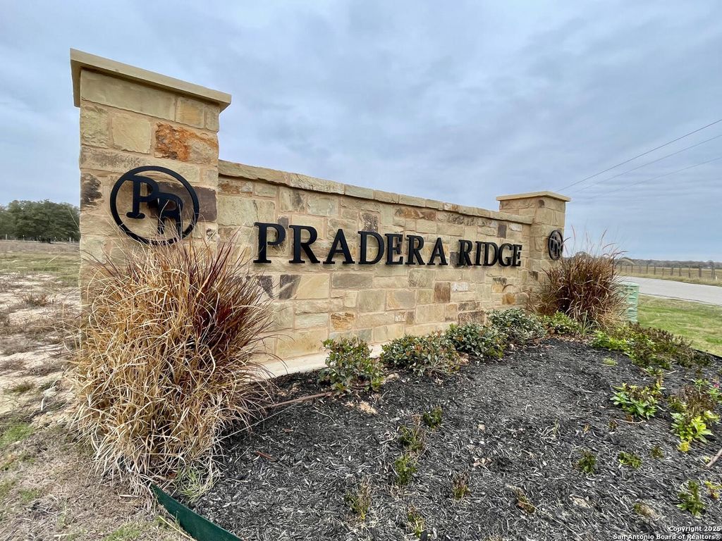 Photo of 136 Pradera Ridge, Floresville, TX 78114 (MLS # 1852619)