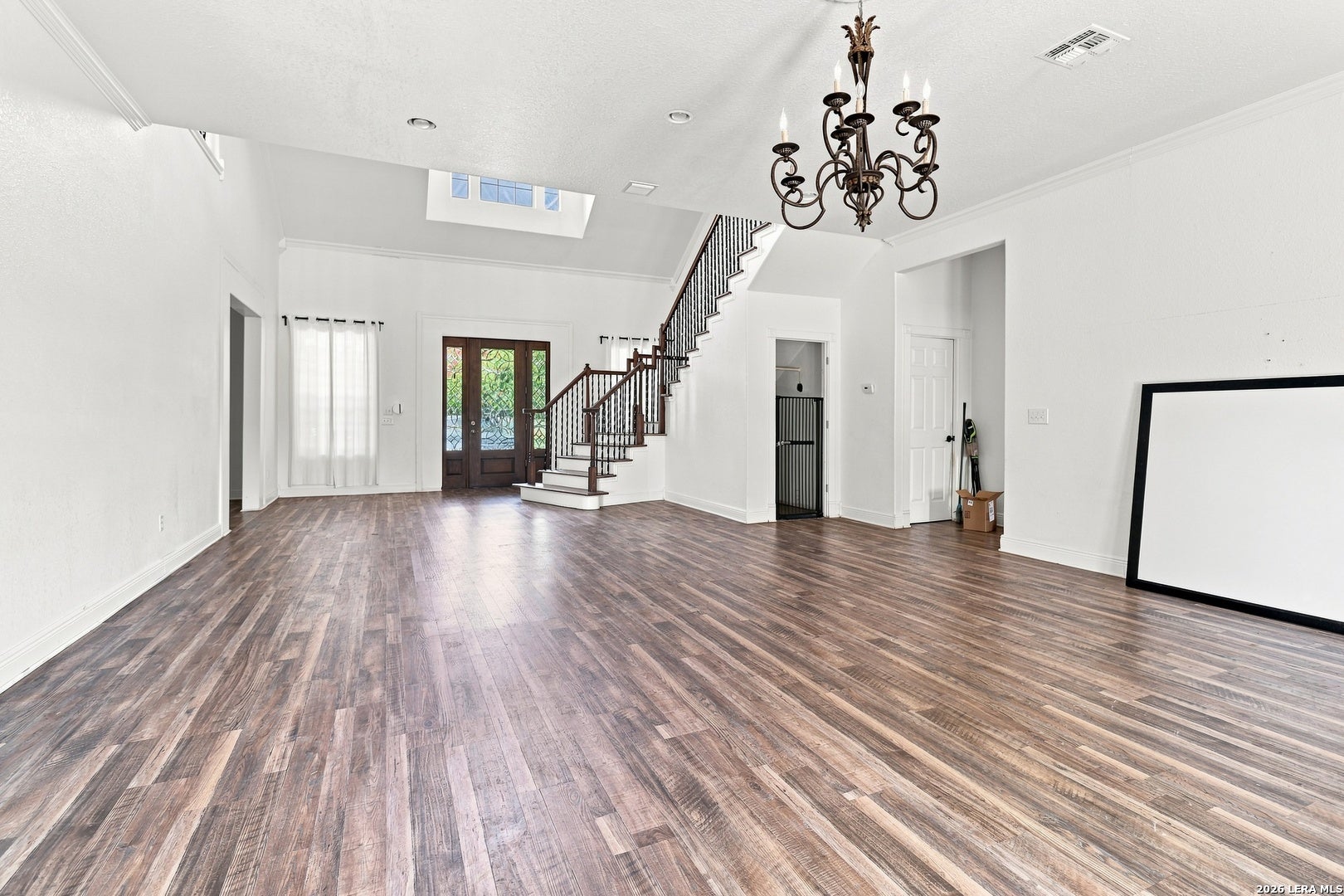 4411 S Santa Clara