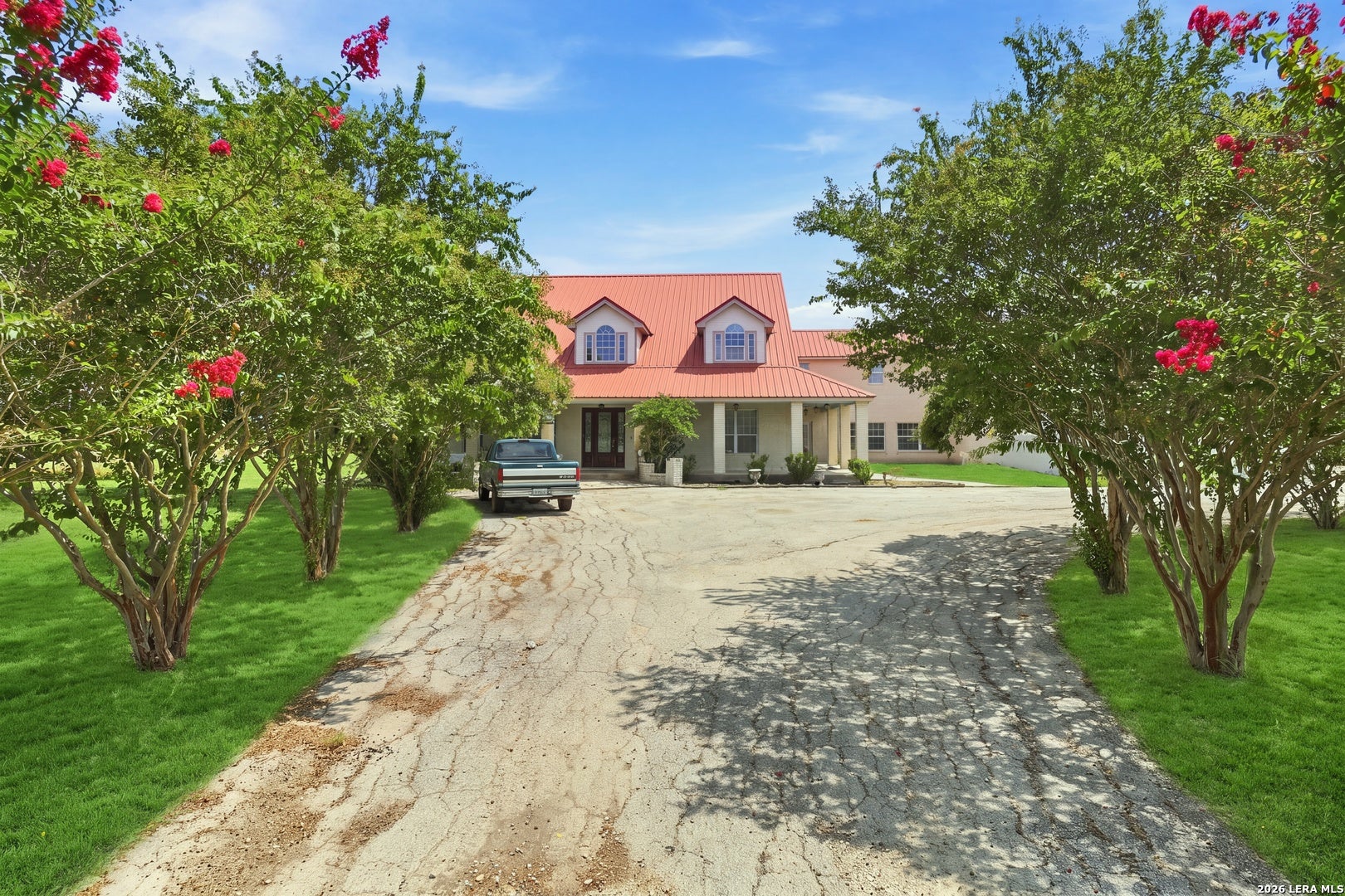 4411 S Santa Clara