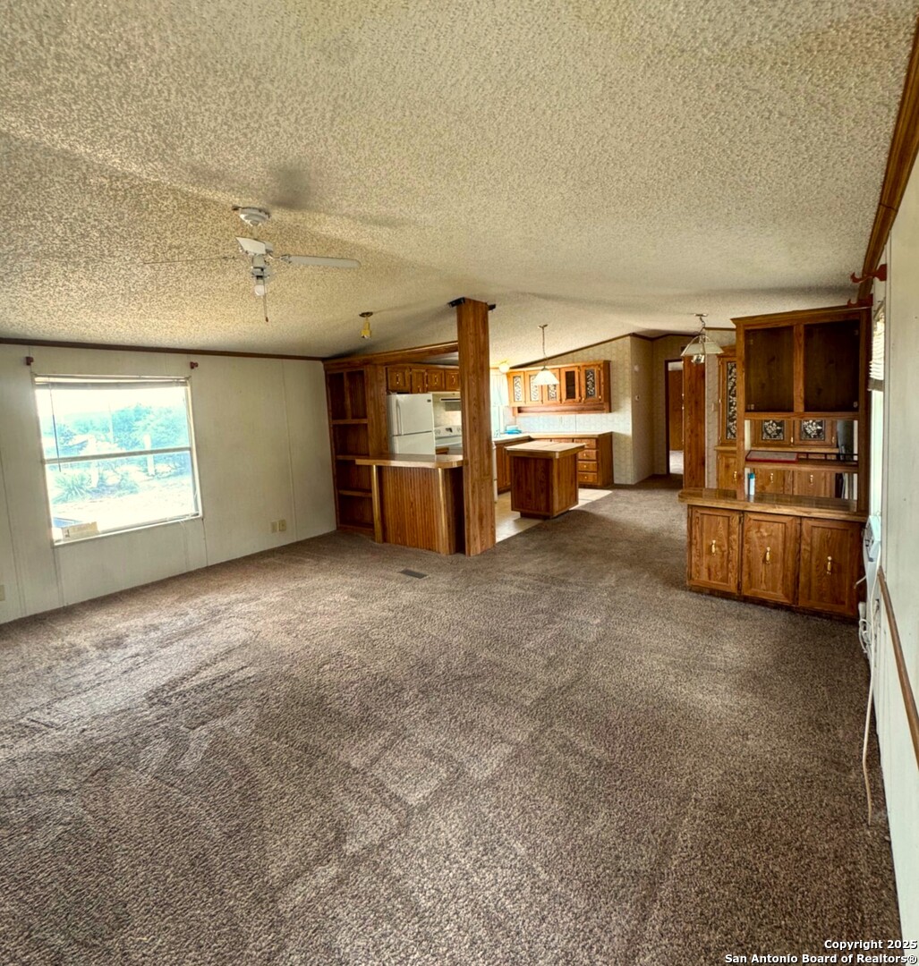 1053 Crown