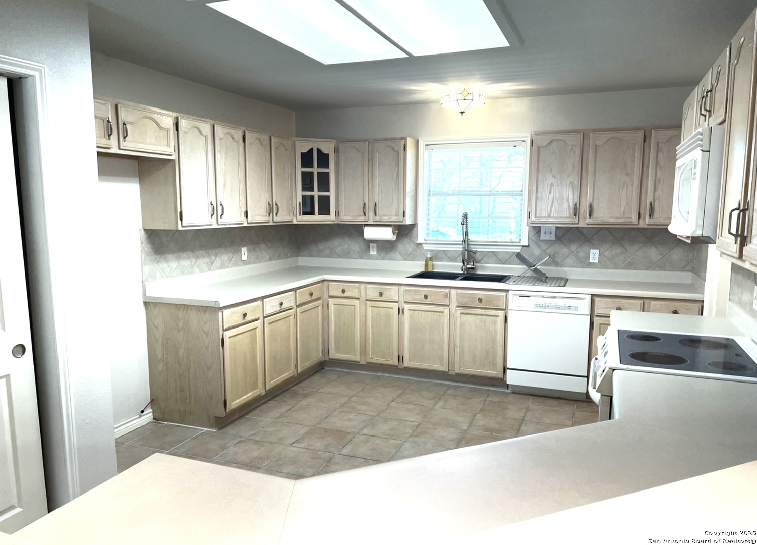 26711 Sagitarius Lane