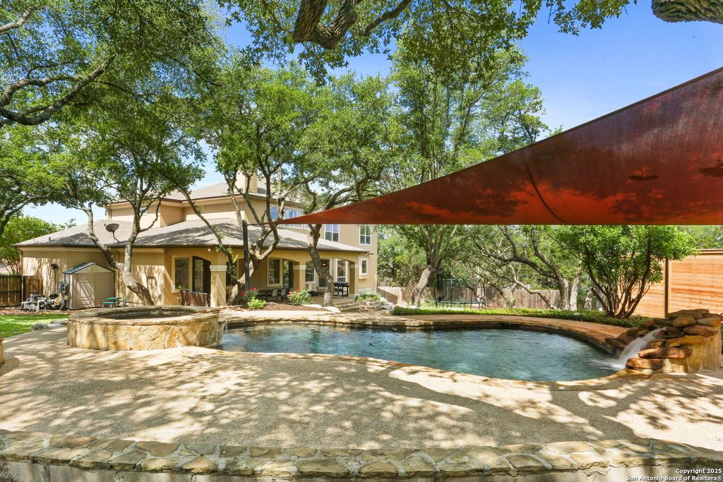 Photo of 927 Scenic Stroll, San Antonio, TX 78260 (MLS # 1920850)