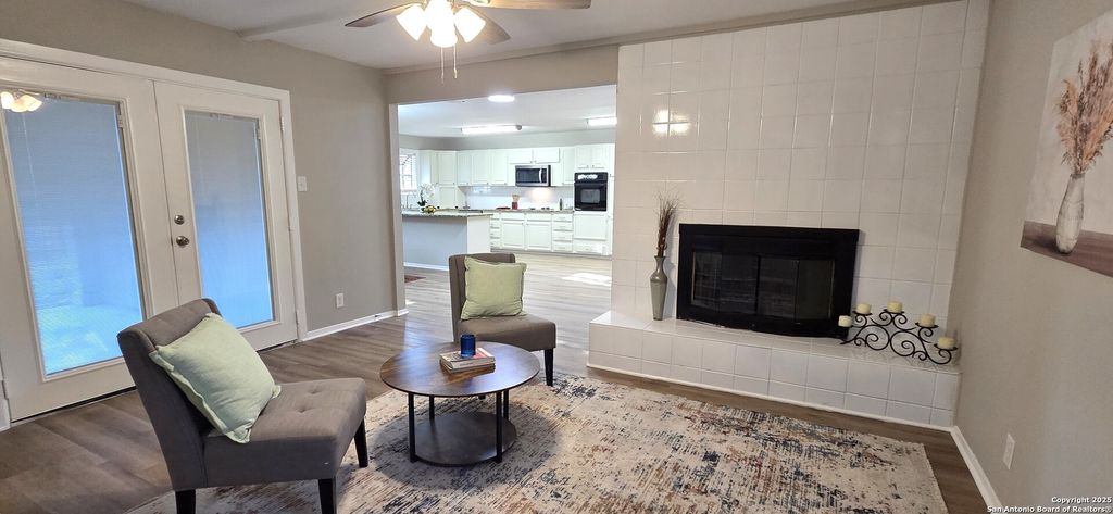 Photo of 7530 Meadow Green, San Antonio, TX 78251 (MLS # 1914770)