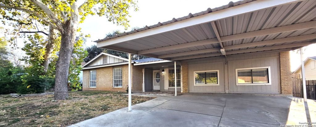 Photo of 7530 Meadow Green, San Antonio, TX 78251 (MLS # 1914770)