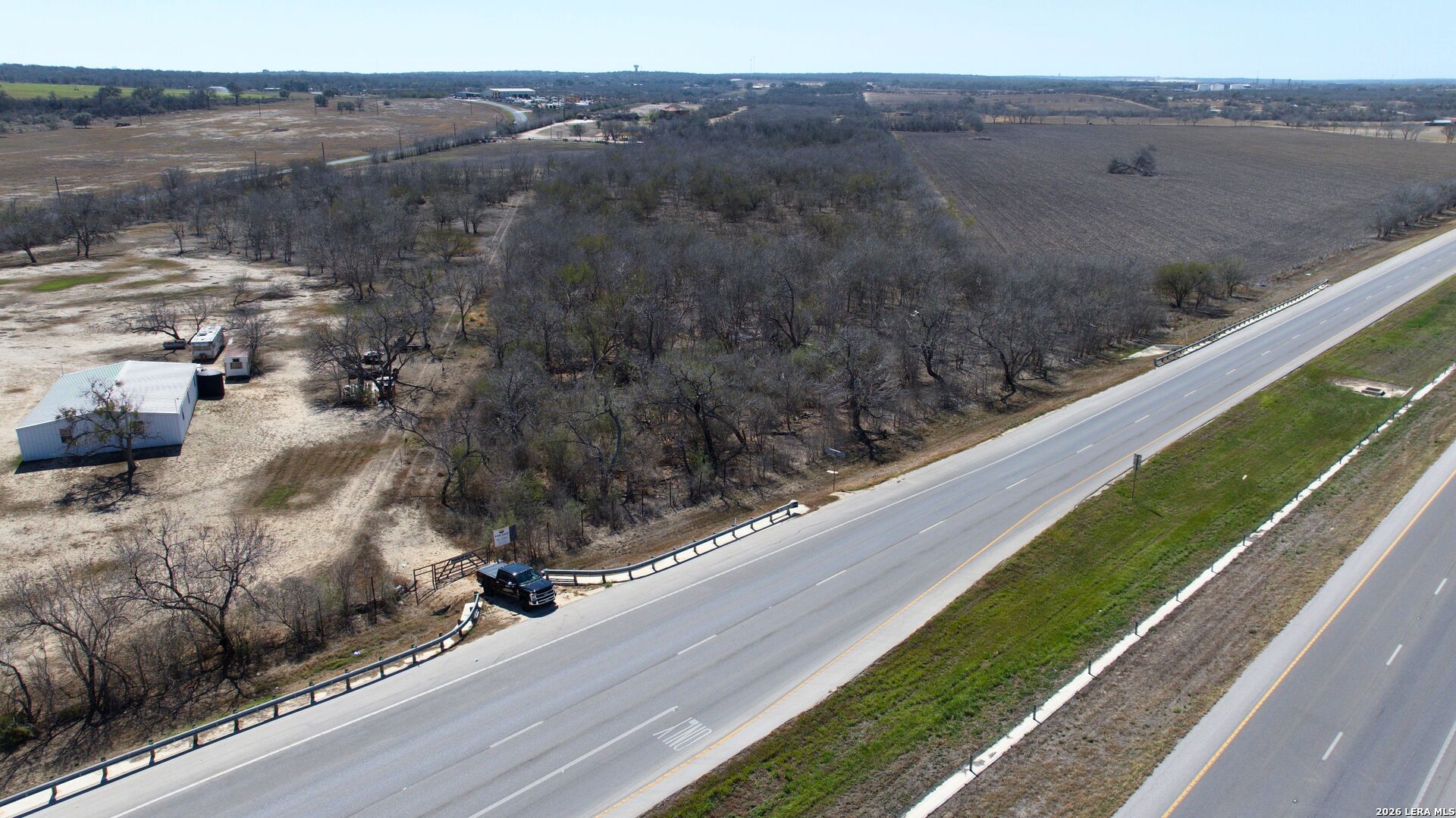 44± AC S Loop 1604 E