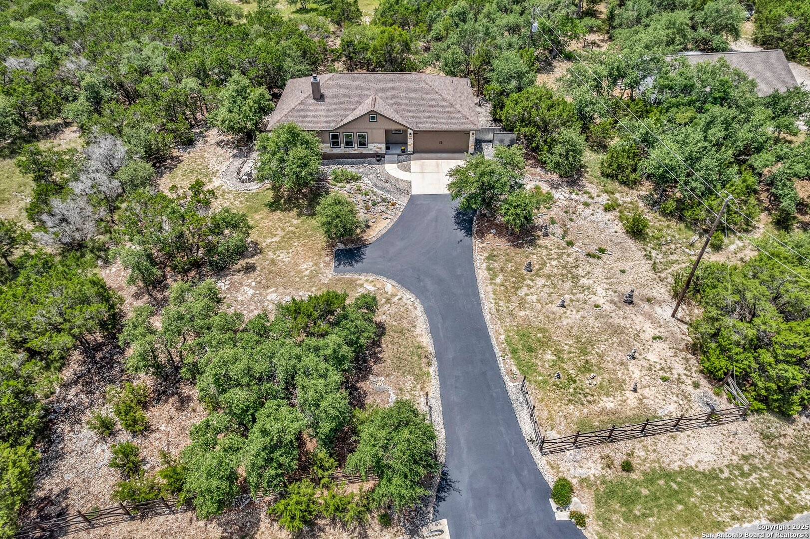 1396 Heritage Hill