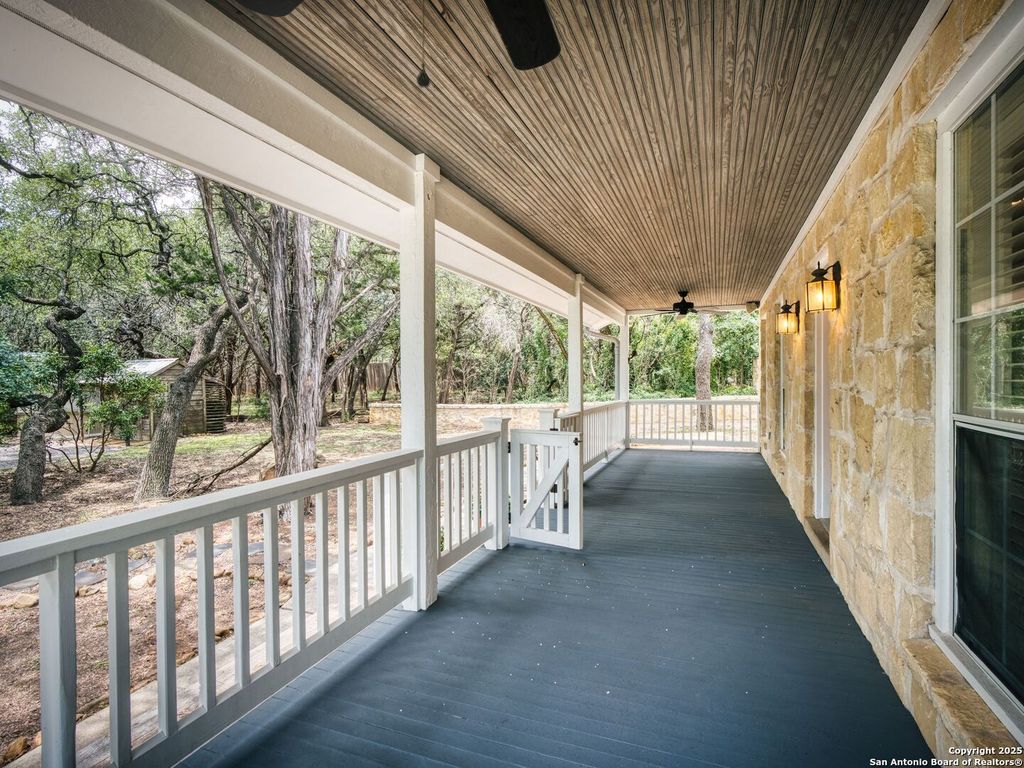 Photo of 146/144 Ranger Creek Rd, Boerne, TX 78006 (MLS # 1888749)