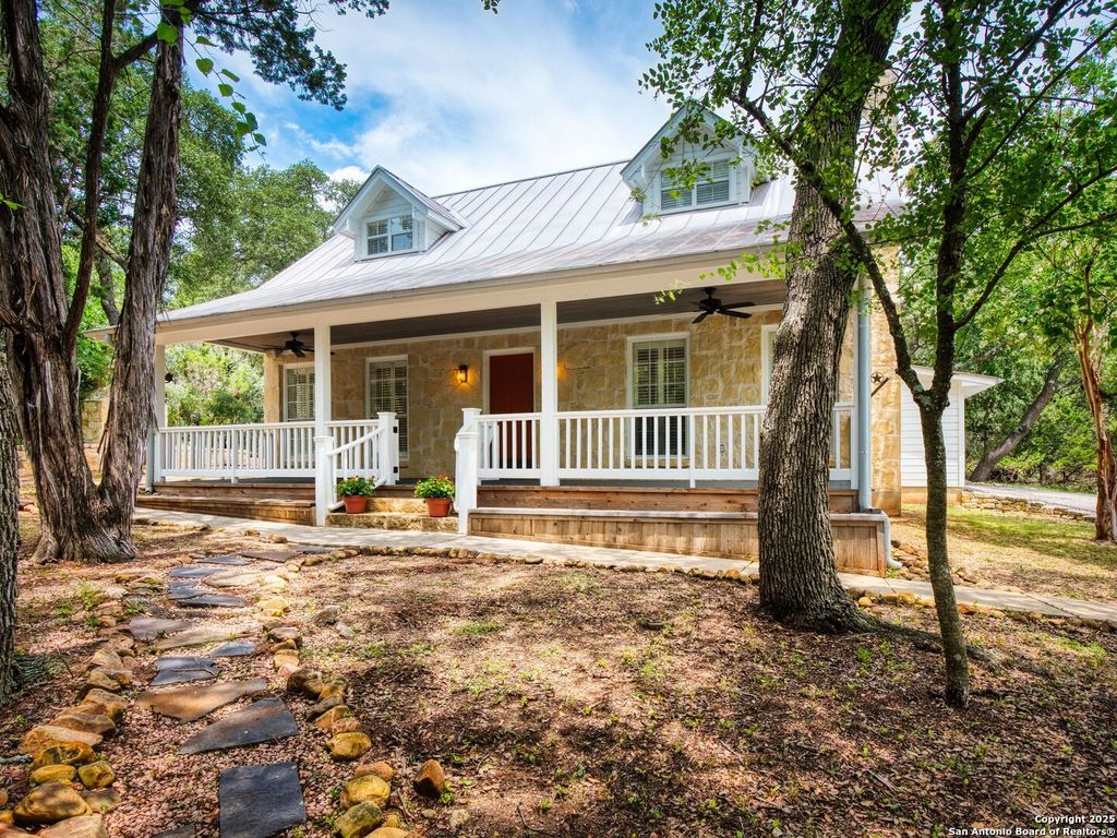 Photo of 146/144 Ranger Creek Rd, Boerne, TX 78006 (MLS # 1888749)