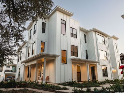 543 McMonigal Place BLDG. 3 San Antonio TX 78210