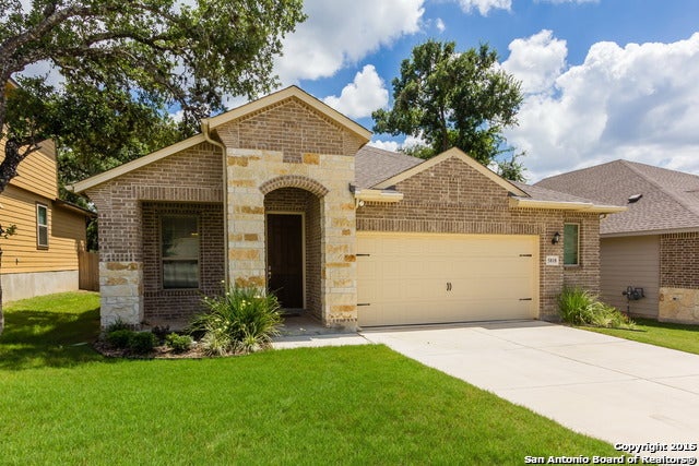 Photo of 5818 QUIET GLEN DR, San Antonio, TX 78240 (MLS # 2018644)