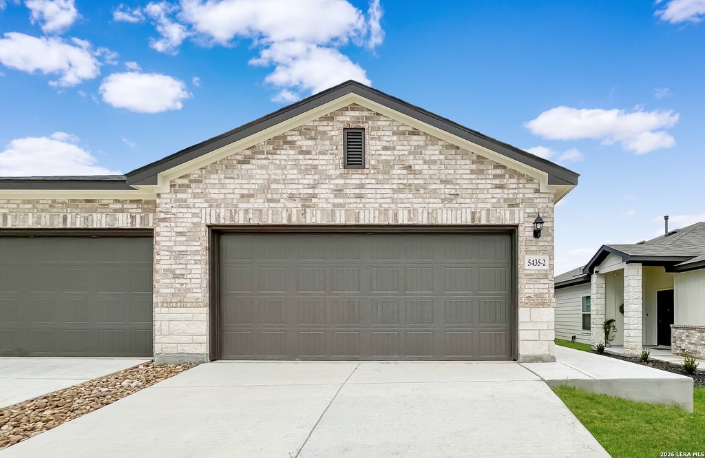 Photo of 5435 Devils Gate 2 #2, Converse, TX 78109 (MLS # 2007964)