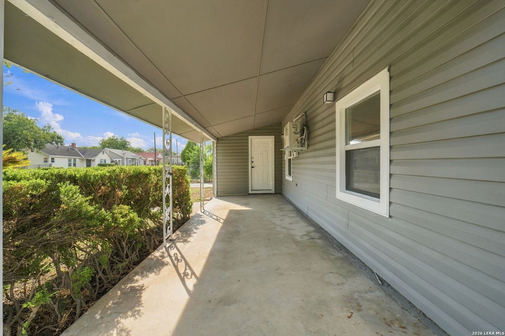 Photo of 209 Hearne Ave, San Antonio, TX 78225 (MLS # 2019474)