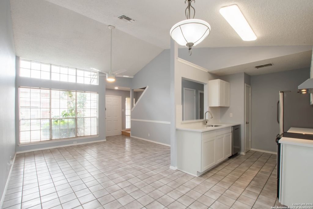 Photo of 9140 Timber Path 3705 #3705, San Antonio, TX 78250 (MLS # 1933379)