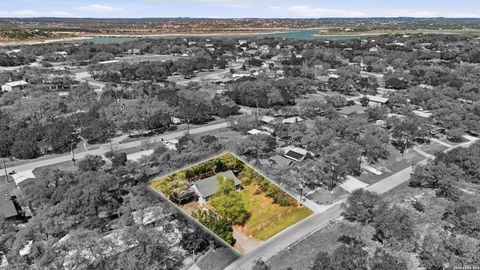 Search 3400 Lakeview Canyon Lake TX 78133