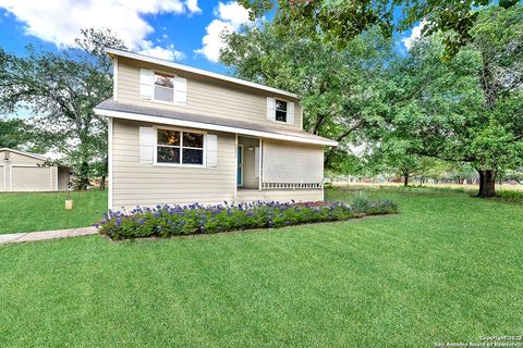 A home in Floresville