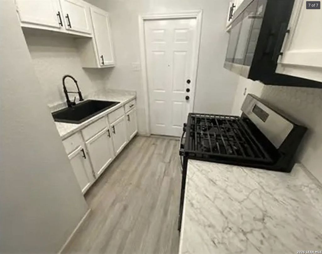 Photo of 3040 Weir Ave, San Antonio, TX 78226 (MLS # 1955434)