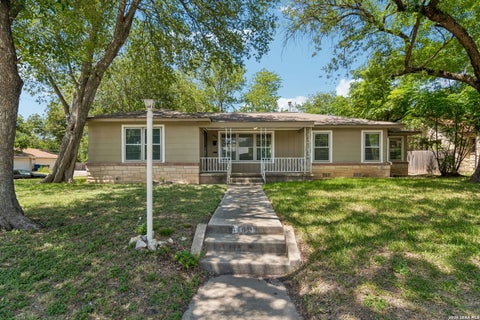 Photo of 181 Hermine, San Antonio, TX 78212 (MLS # 1915594)