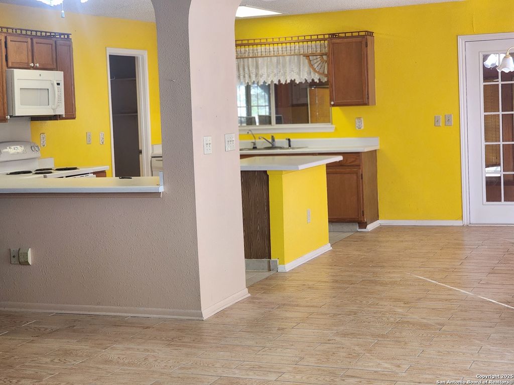 Photo of 11090 Kimes Park, San Antonio, TX 78249 (MLS # 1925460)