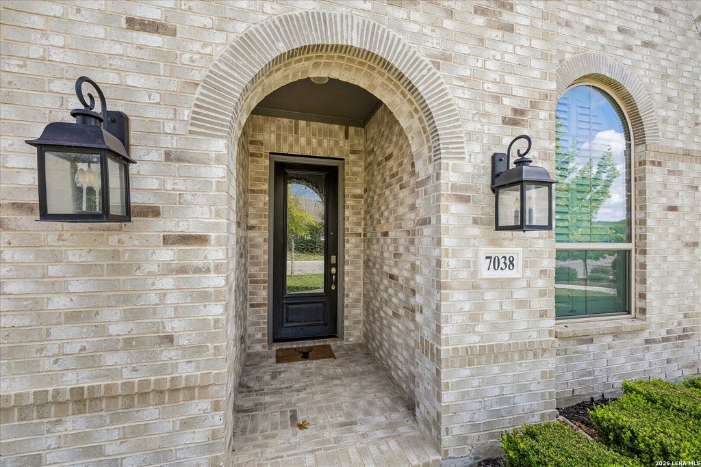 Photo of 7038 CANTERA MANOR BLVD, San Antonio, TX 78255 (MLS # 2024091)