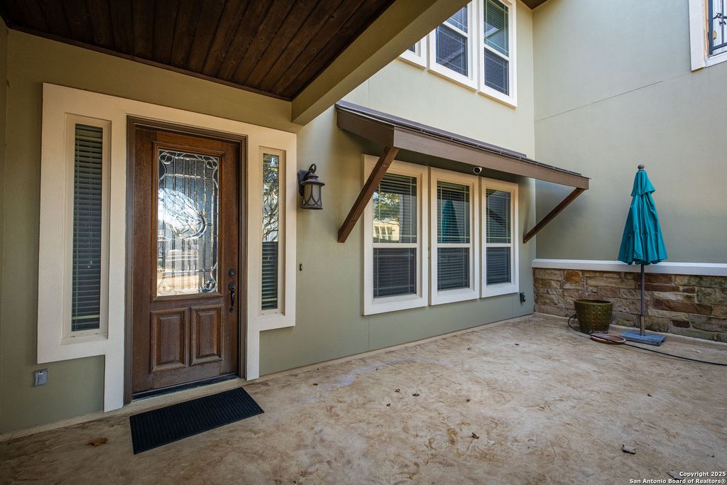 Photo of 961 N. Academy, New Braunfels, TX 78130 (MLS # 1927196)