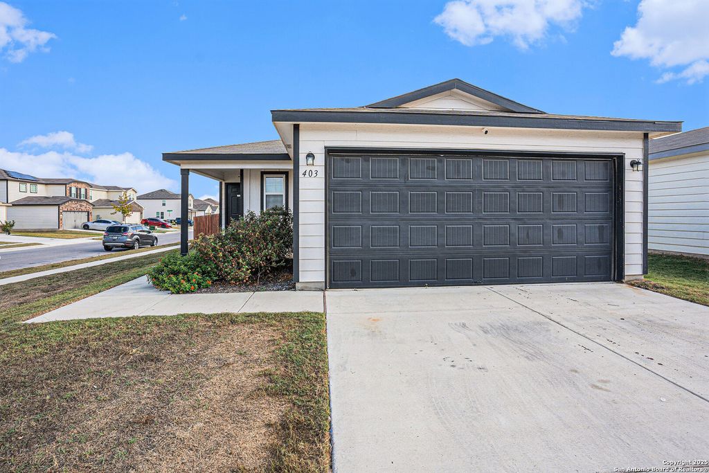 Photo of 403 Russian Sage, New Braunfels, TX 78130 (MLS # 1919744)