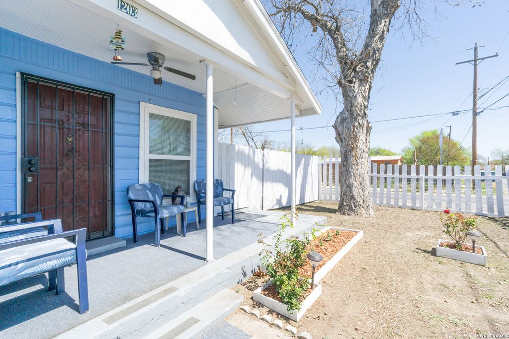 Photo of 1203 Vickers, San Antonio, TX 78211 (MLS # 1950959)