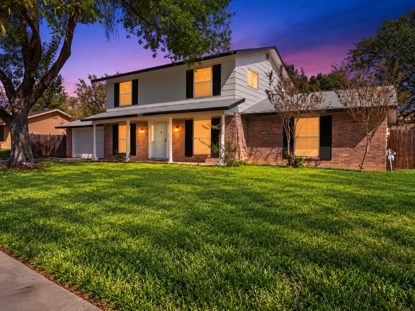 8006 RUSTIC FOREST DR