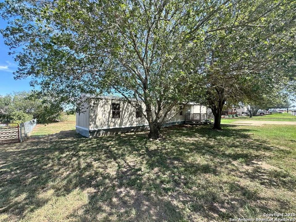 Photo of 2907 Southern Breeze, Hondo, TX 78861 (MLS # 1923113)
