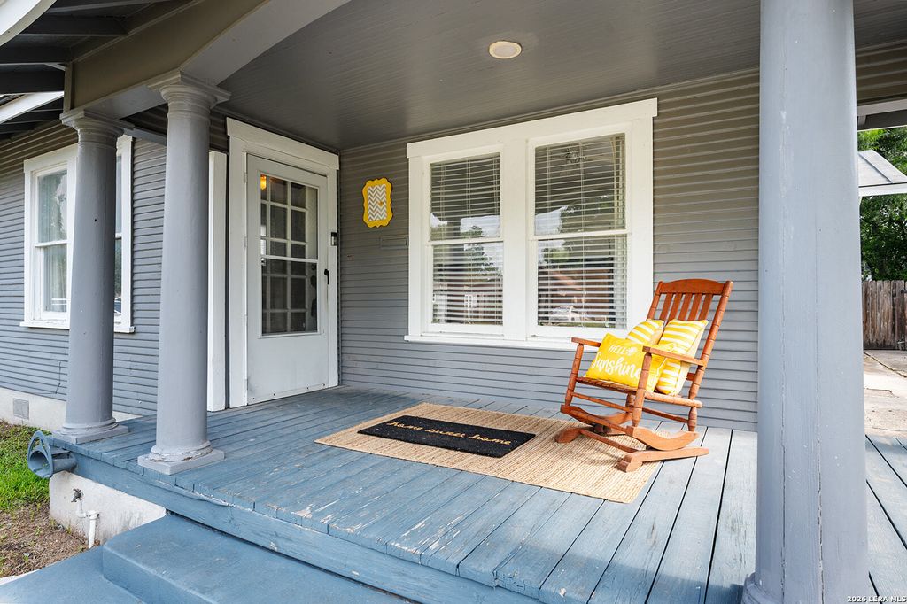 Photo of 735 KAYTON AVE, San Antonio, TX 78210 (MLS # 1994267)