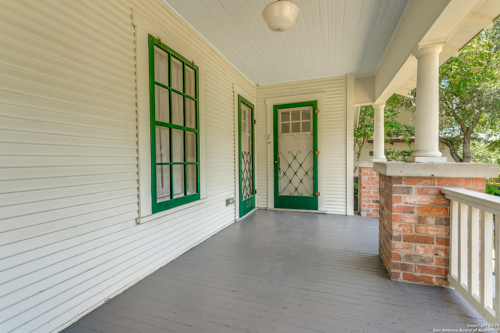 212 Chichester