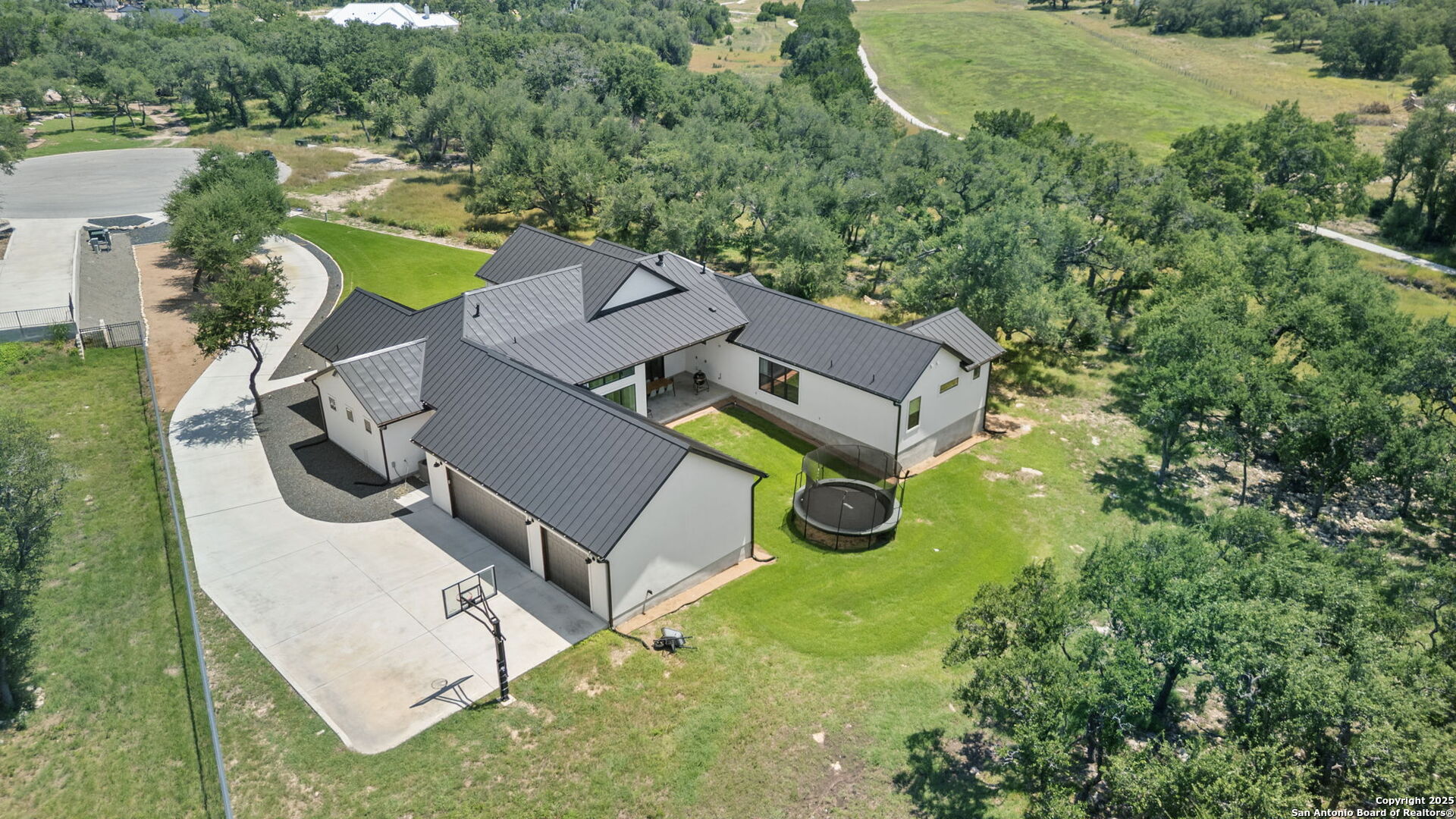 722 Post Oak Ridge