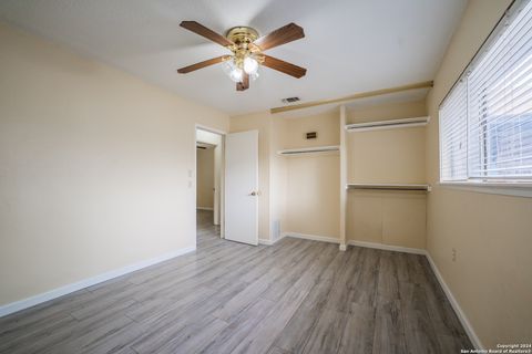 Tiny photo for 12515 LA BODEGA ST, San Antonio, TX 78233 (MLS # 1932977)