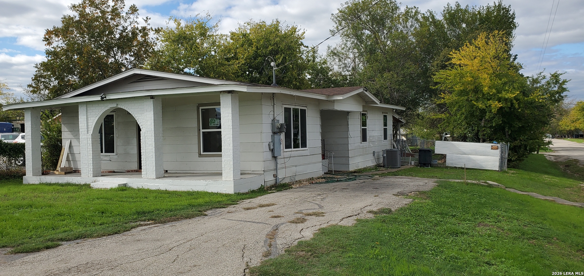 1806 Business 35 South