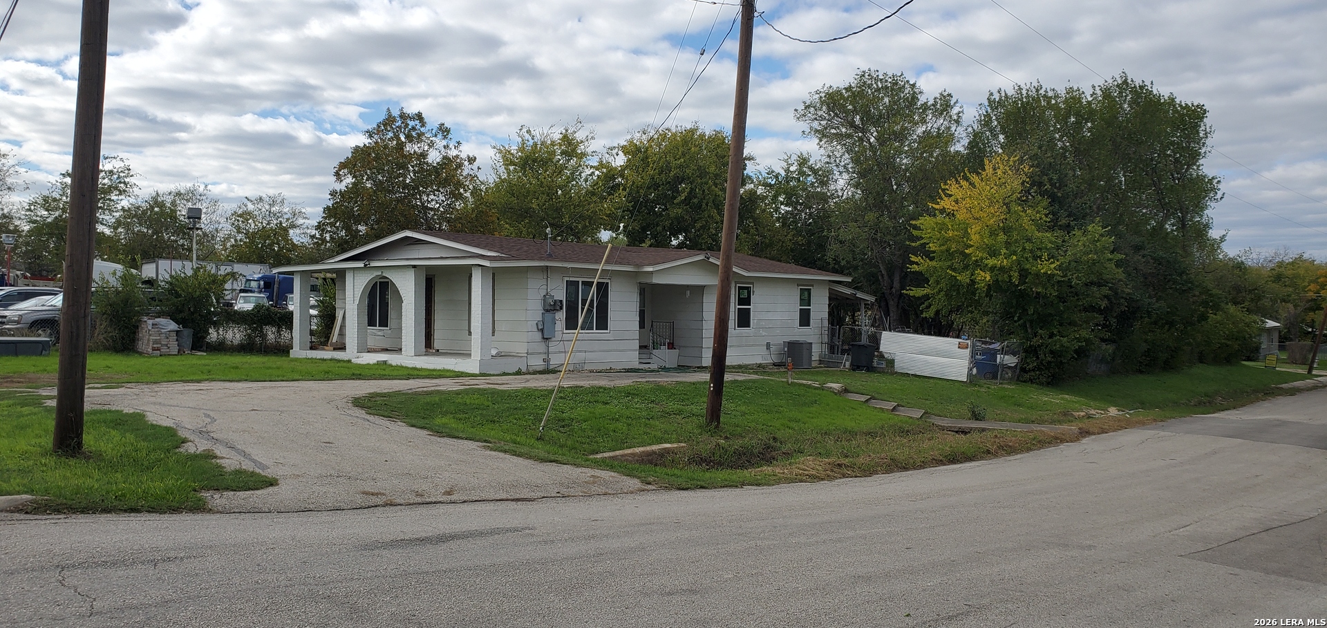 1806 Business 35 South