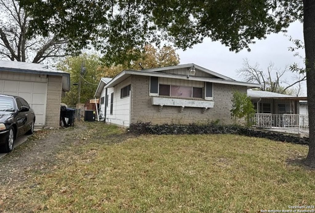 Photo of 7830 Stagecoach, San Antonio, TX 78227 (MLS # 1929591)