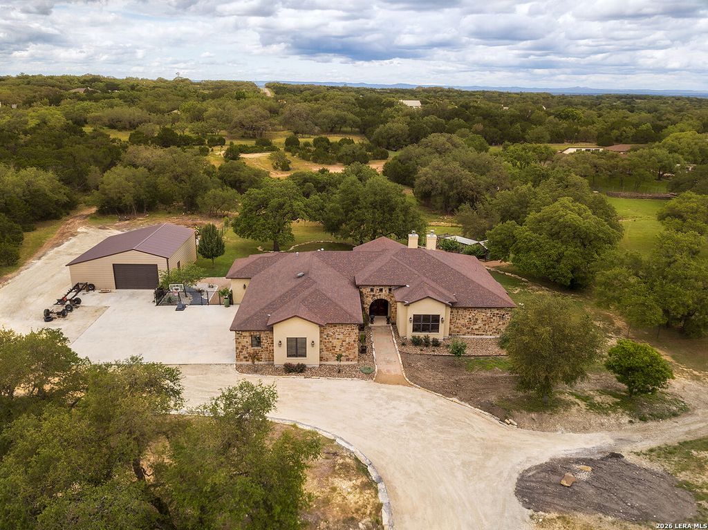 Photo of 1006 State Highway 46 E., Boerne, TX 78006 (MLS # 1953172)