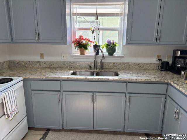 121 S Plant Ave APT 1
