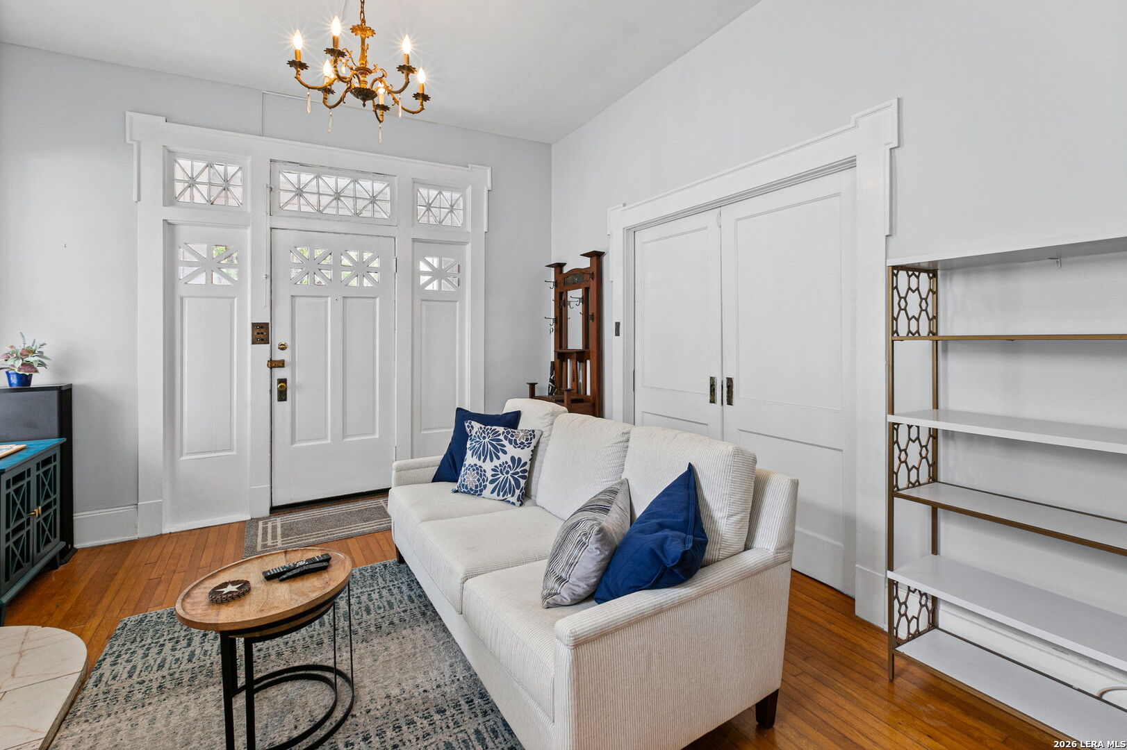 525 W MAGNOLIA AVE