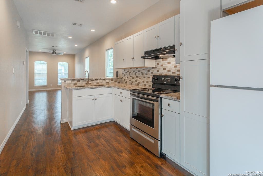 Photo of 2009 COLIMA ST, San Antonio, TX 78207 (MLS # 2003662)