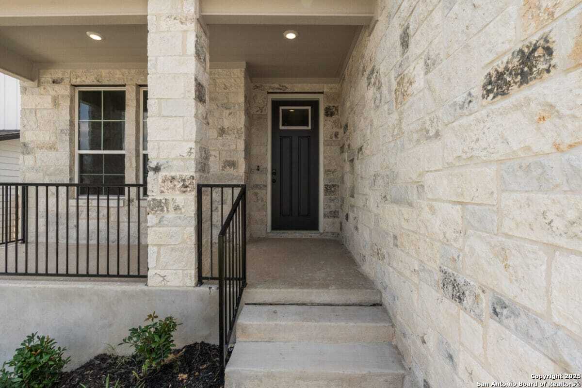 11111 Carlyle Springs